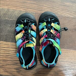 KEEN Kids' Newport H2 Sandals - Rainbow Tie Dye sz 5